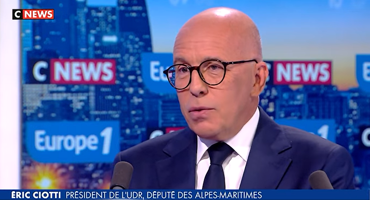  "Je ne voterai pas la confiance à Emmanuel Macron"