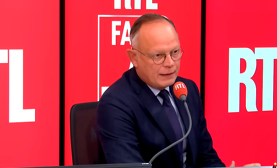 E.Philippe demande à Macron d'organiser une présidentielle anticipée après l'adoption du budget